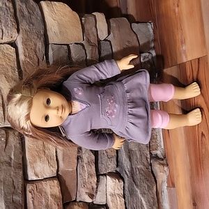 Retired American Girl Doll Isabel Palmer